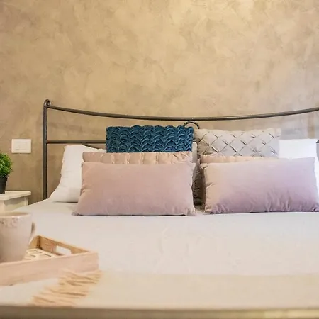 Il Monastero كاستيلّيتّو سوبرا تي